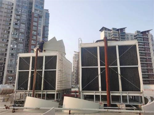 決定冷卻塔填料的使用壽命的因素有哪些,冷卻塔填料生產廠家