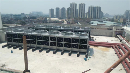 玻璃鋼冷卻塔在獨(dú)占大片市場(chǎng)離不開其優(yōu)勢(shì),玻璃鋼冷卻塔廠家